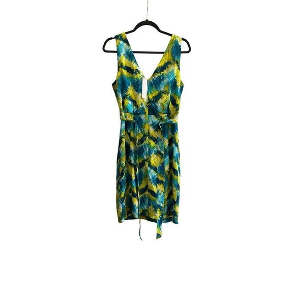 NWT Trina Turk EATON Tie Waist Dress Size 10 V Neck - Picture 1 of 9